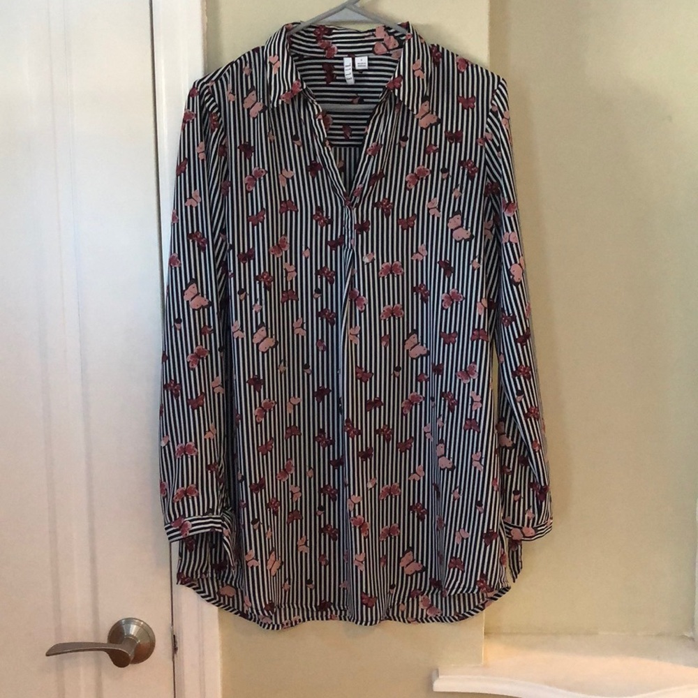 Black, white and pink Blouse